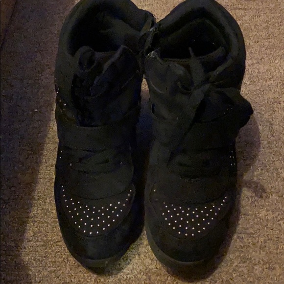 Steve Madden Size 5 zip up wedge sneaker - Picture 2 of 5